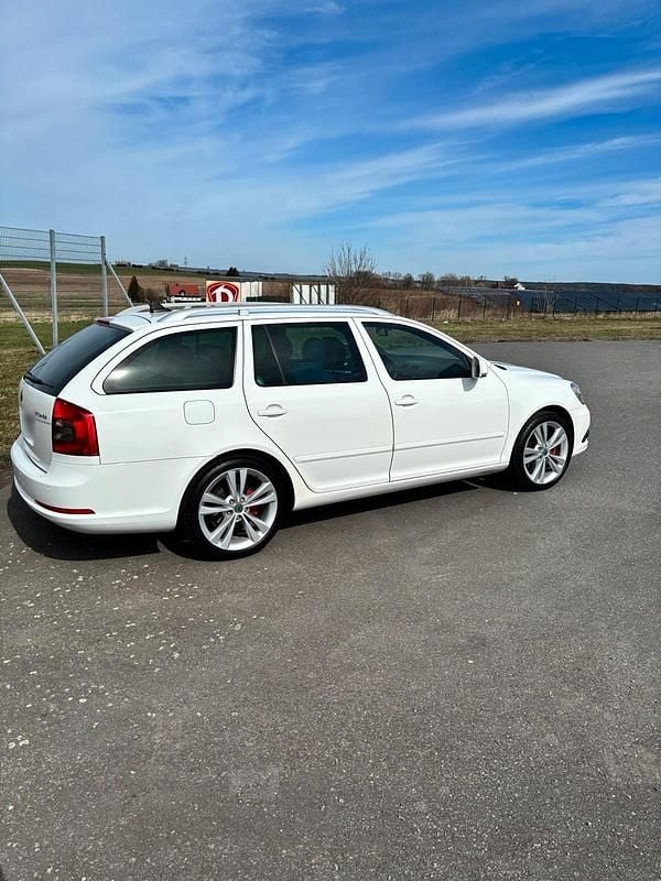 Second-hand Skoda Octavia RS 200 CP (147 kW) 2010 Alb Break