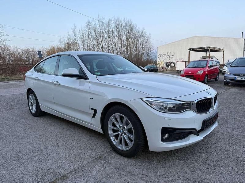 Gebraucht BMW 320 Gran Turismo 184 PS (135 kW) 2014 Alpinweiss iii Kleinwagen