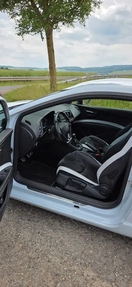 Gebraucht Seat Leon SC Cupra 265 265 PS (194 kW) 2016 Weiß Kleinwagen