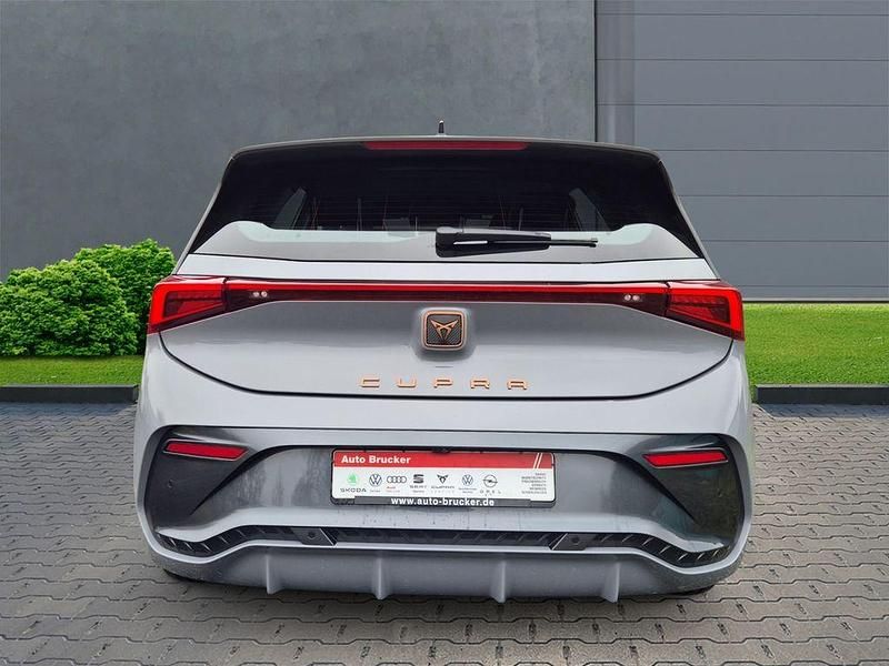Second-hand Cupra Born 150 kW (204 CP) 2024 Gri Hatchback