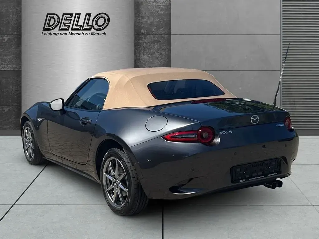 Neu Mazda MX5 Kazari 132 PS (97 kW) 2026 Beige Cabrio