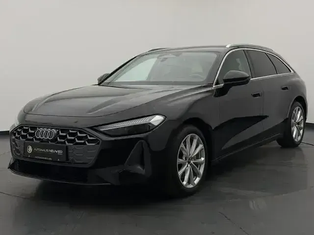 Gebraucht Audi A5 Sport 204 PS (150 kW) 2025 Mythosschwarz metallic Kombi