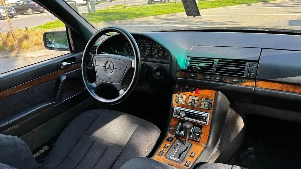 Gebraucht Mercedes 300 SE 231 PS (169 kW) 1992 Schwarz Limousine
