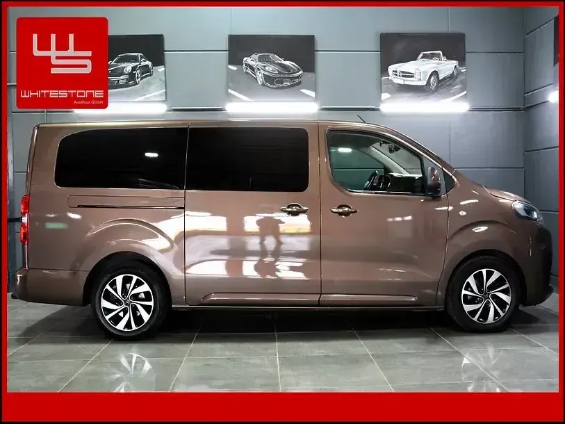 Gebraucht Citroën Jumpy Shine 181 PS (133 kW) 2019 Braun Van / Kleinbus