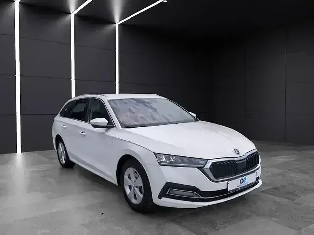 Gebraucht Skoda Octavia Style 116 PS (85 kW) 2024 Weiß Limousine
