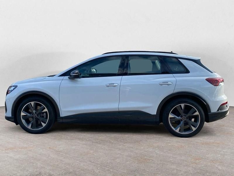 Gebraucht Audi Q4 e-tron Advanced 210 kW (286 PS) 2025 Gletscherweiß metallic SUV