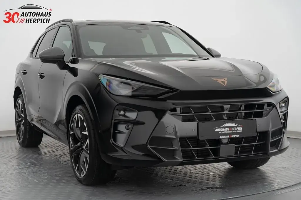 Neu Cupra Terramar 265 PS (194 kW) 2026 Midnight schwarz metallic SUV