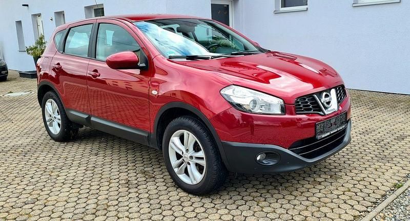Rot Gebraucht 2011 Nissan Qashqai Acenta SUV | 4.400 € (Fairer Preis) - Bild 1/4