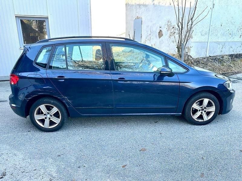 Gebraucht VW Golf VII 125 PS (91 kW) 2015 Blau Limousine