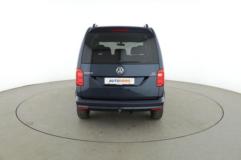 Gebraucht VW Caddy Comfortline 122 PS (89 kW) 2017 Blau Van / Kleinbus