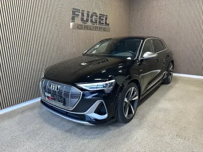 Gebraucht Audi e-tron Sport 369 kW (503 PS) 2022 Brillantschwarz SUV