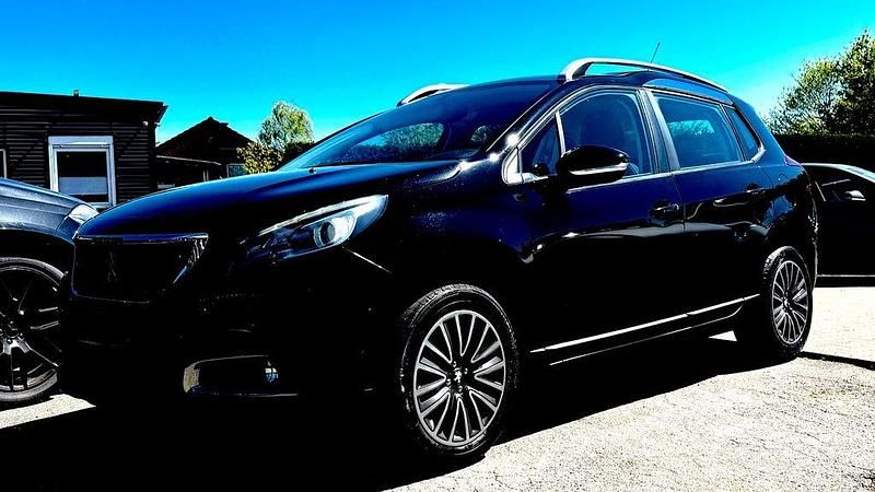 Gebraucht Peugeot 2008 Active 110 PS (80 kW) 2017 Schwarz SUV