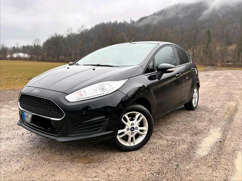Gebraucht Ford Fiesta Trend 80 PS (58 kW) 2017 Schwarz Kleinwagen