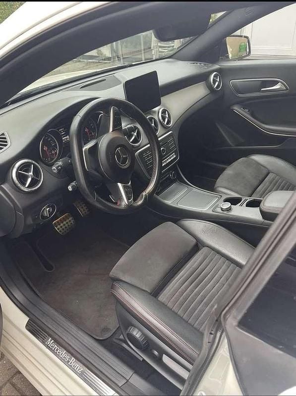 Gebraucht Mercedes CLA200 AMG line 156 PS (114 kW) 2016 Weiß Limousine