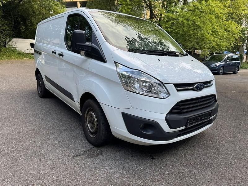 Weiß Gebraucht 2013 Ford Transit Custom Trend Van / Kleinbus | 3.700 € (Guter Preis) - Bild 1/4