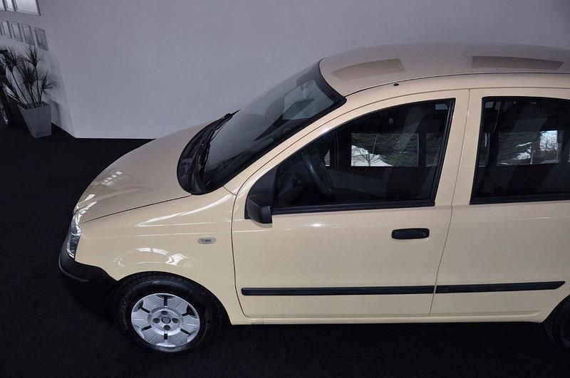Gebraucht Fiat Panda 54 PS (39 kW) 2009 Gelb Kleinwagen