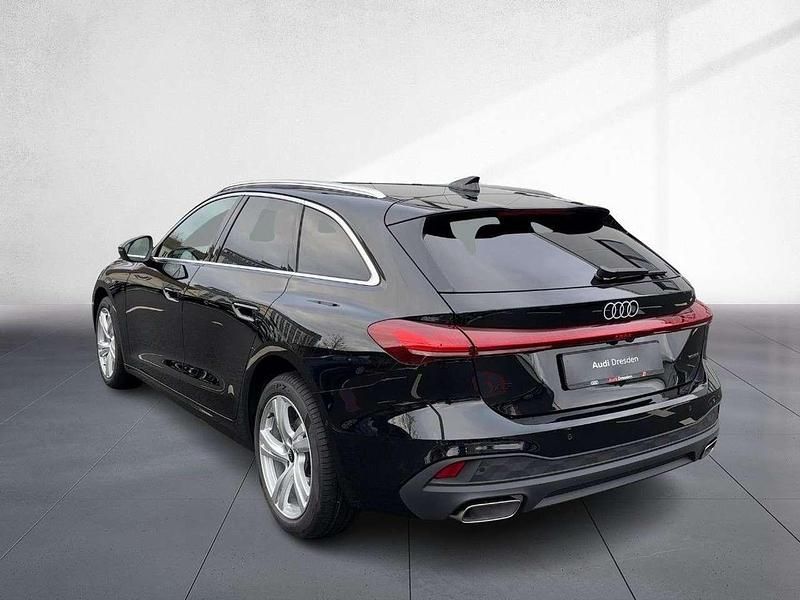 Neu Audi A5 Sport 204 PS (150 kW) 2025 Mythosschwarz metallic Kombi