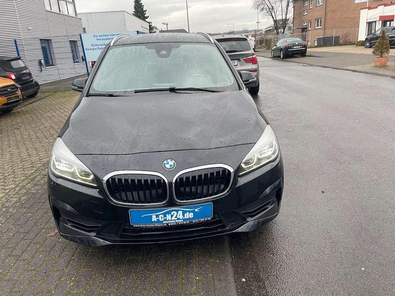 Gebraucht BMW 218 Advantage 150 PS (110 kW) 2022 Schwarz Kombi