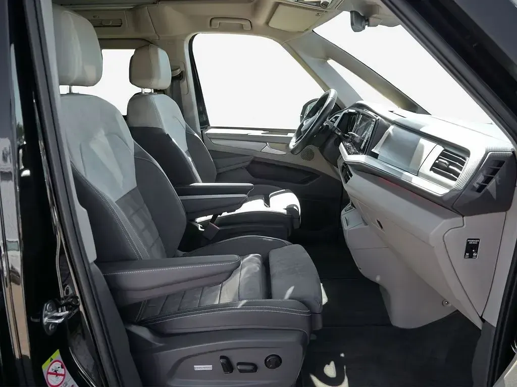 Gebraucht VW California California 245 PS (180 kW) 2025 Schwarz Van