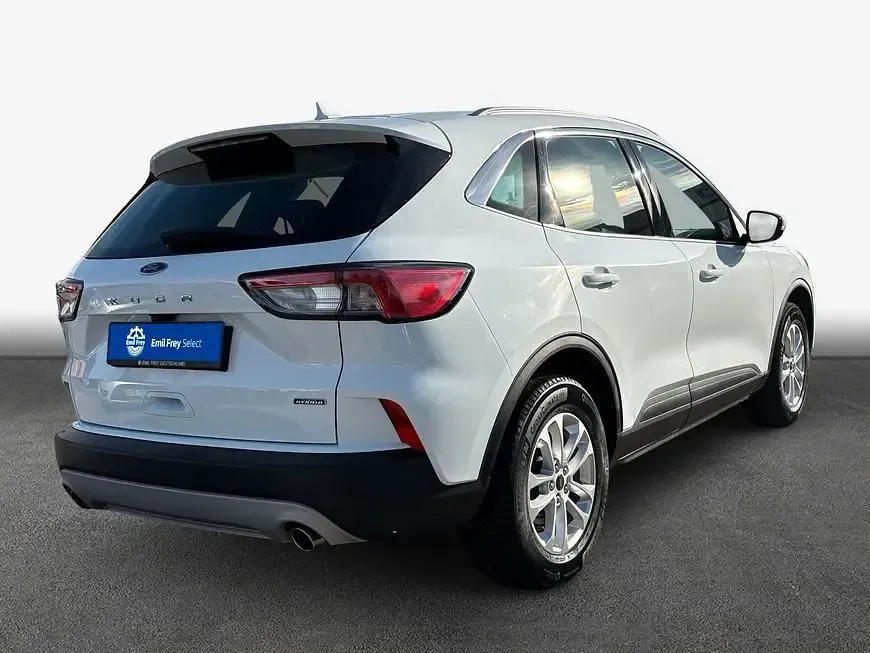 Gebraucht Ford Kuga Titanium 152 PS (111 kW) 2022 Weiß SUV