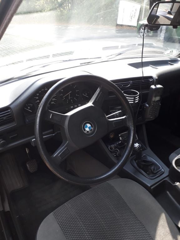 Gebraucht BMW 316 102 PS (75 kW) 1988 Weiß Limousine