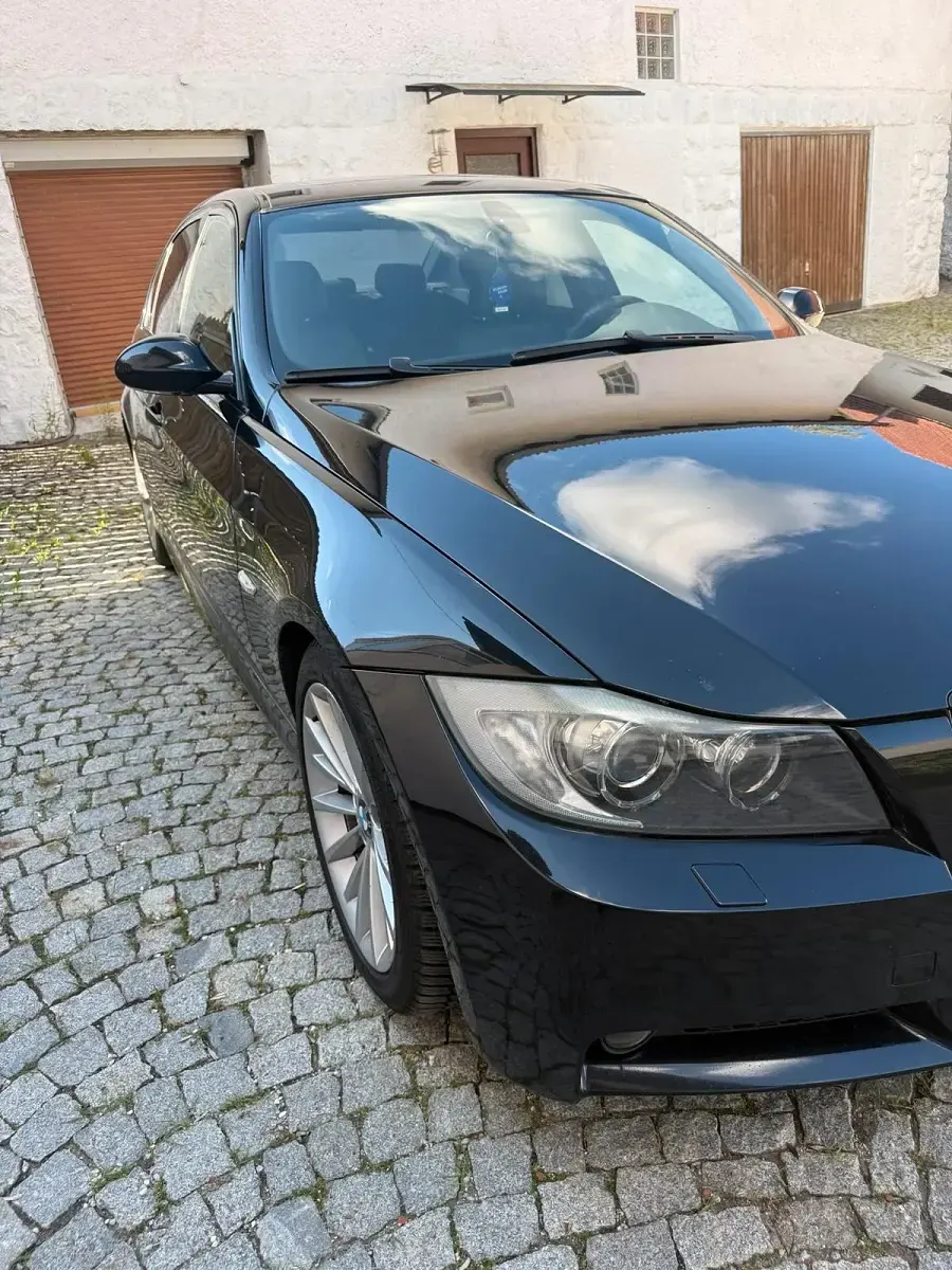 Gebraucht BMW 325 M Sport 197 PS (144 kW) 2007 Schwarz Limousine