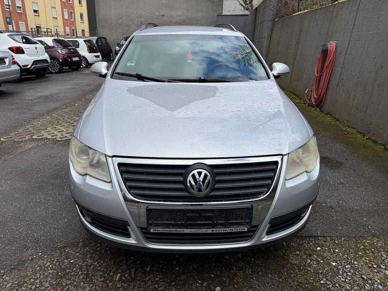 Gebraucht VW Passat 140 PS (102 kW) 2007 Silber Kombi