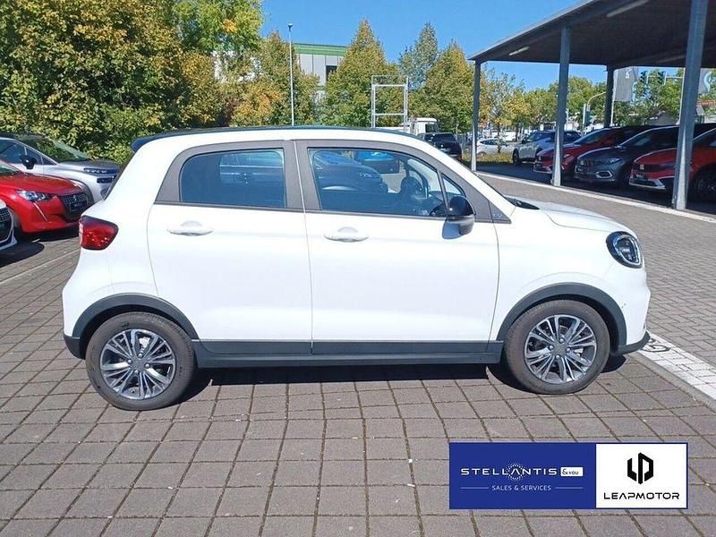 Gebraucht Leapmotor T03 69 kW (95 PS) 2025 Weiß Kleinwagen