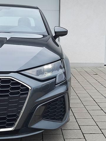 Grau Gebraucht 2022 Audi A3 S-Line Limousine | 26.999 € (Fairer Preis) - Bild 1/4