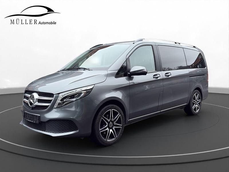 Grau Gebraucht 2020 Mercedes V300 Avantgarde Edition Van / Kleinbus | 47.990 € (Superpreis) - Bild 1/4