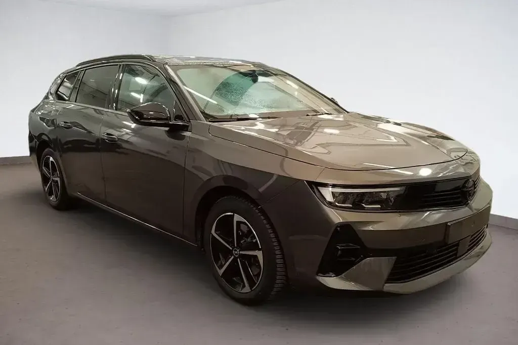 Gebraucht Opel Astra 131 PS (96 kW) 2025 Vulkan grau met. Kleinwagen
