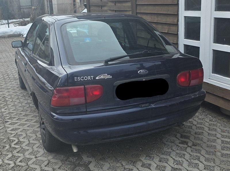 Gebraucht Ford Escort 75 PS (55 kW) 1996 Blau Kleinwagen