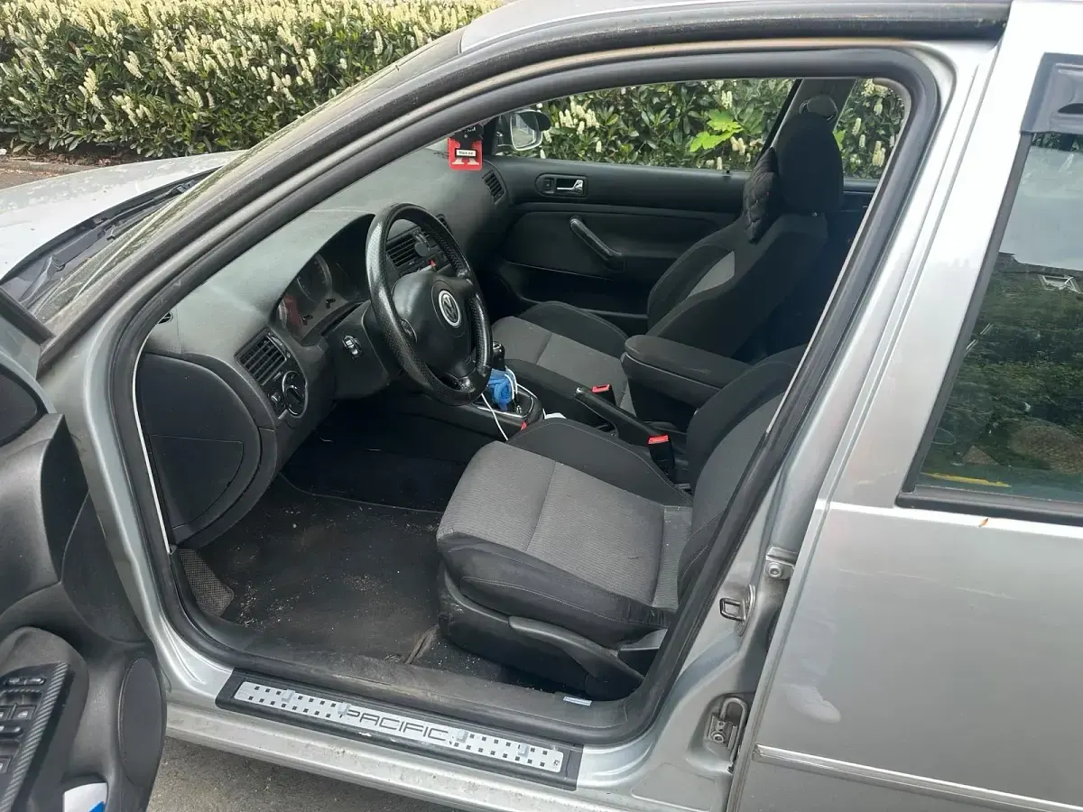 Brugt VW Bora 110 HK (80 kW) 2003 Sølv Sedan