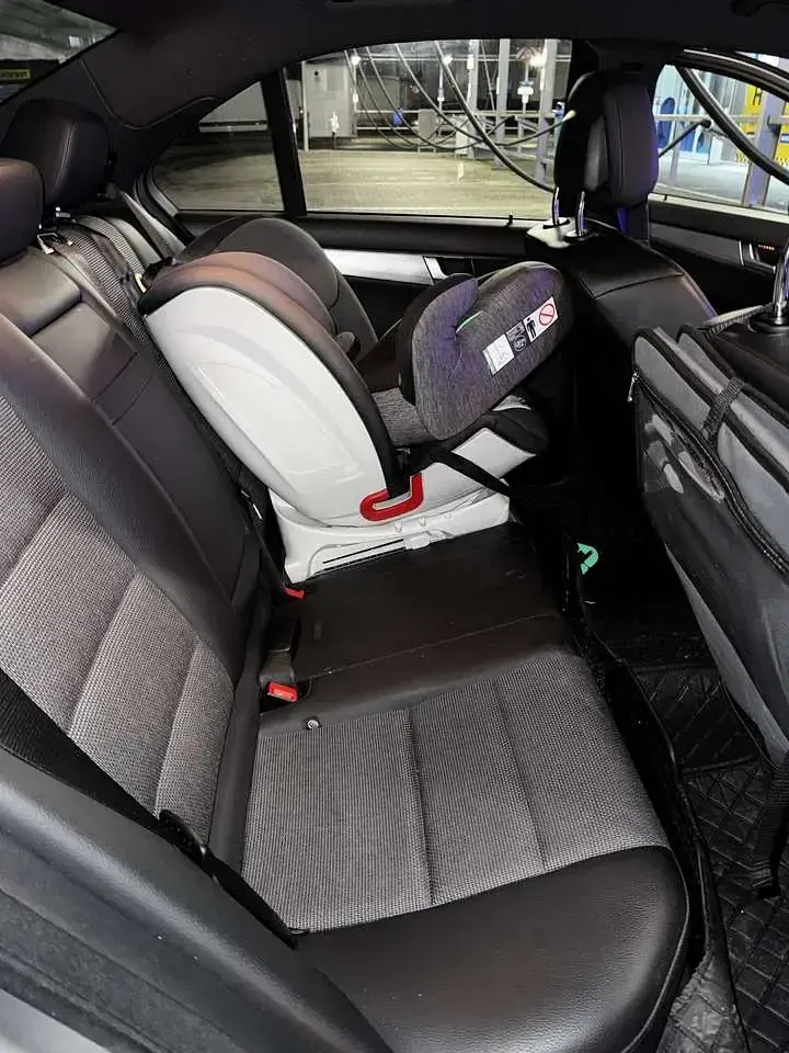 Gebraucht Mercedes C200 Avantgarde 136 PS (100 kW) 2011 Limousine