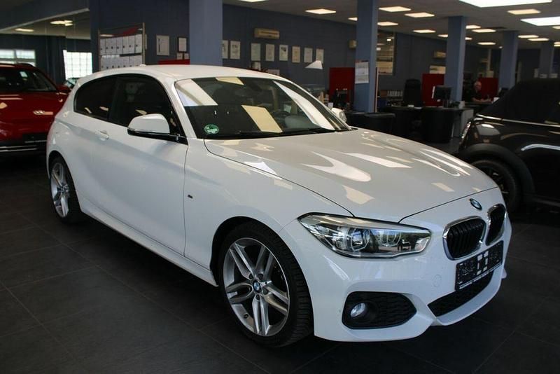 Weiß Gebraucht 2016 BMW 118 M Sport Kleinwagen | 12.980 € (Fairer Preis) - Bild 1/4
