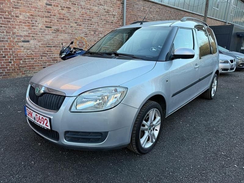 Silber Gebraucht 2008 Skoda Roomster Van / Kleinbus | 2.790 € (Guter Preis) - Bild 1/4