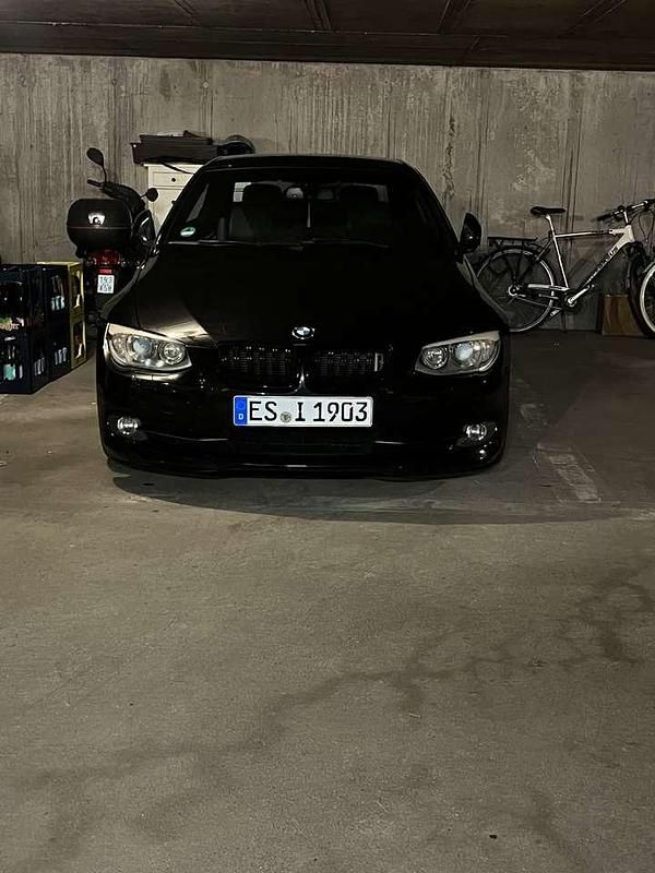 Gebraucht BMW 325 Cabriolet 220 PS (161 kW) 2010 Schwarz Cabrio