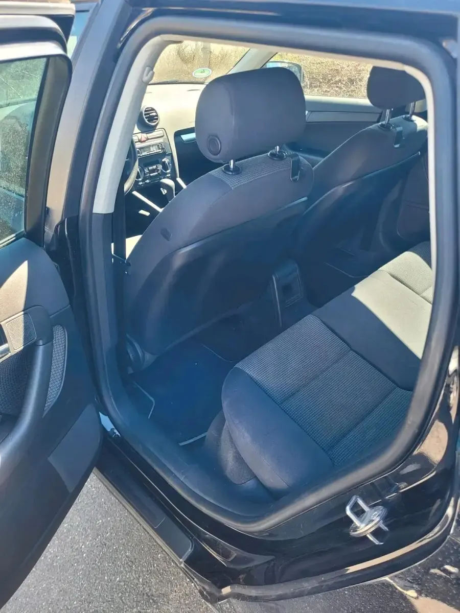 Gebraucht Audi A3 105 PS (77 kW) 2006 Schwarz Kleinwagen