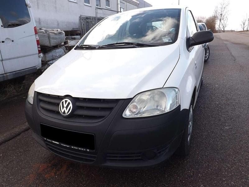 Gebraucht VW Fox Basis 54 PS (39 kW) 2006 Weiß Kleinwagen
