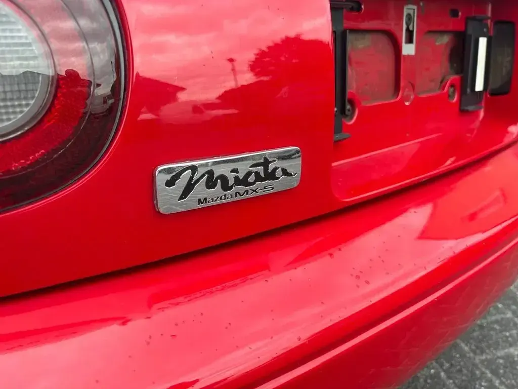 Gebraucht Mazda MX5 116 PS (85 kW) 1990 Rot Cabrio