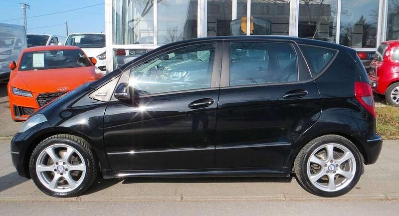 Gebraucht Mercedes A150 Avantgarde 95 PS (69 kW) 2008 Schwarz Kleinwagen