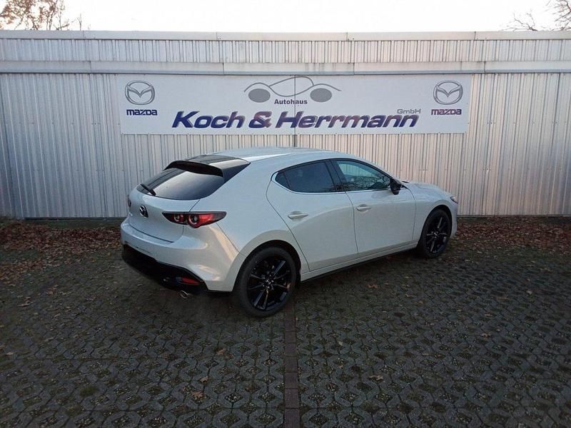 Neu Mazda 3 Nagisa 140 PS (102 kW) 2025
