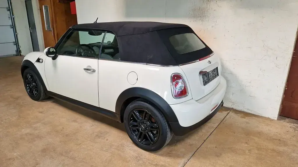 Gebraucht Mini Cooper Cabriolet 122 PS (89 kW) 2011 Beige Cabrio