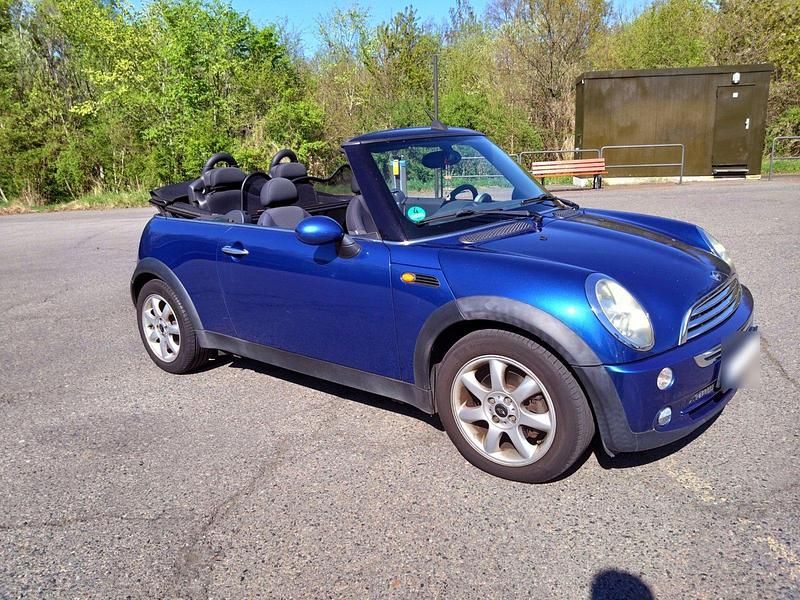 Usado Mini Cooper Cabriolet 116 HP (85 kW) 2008 Azul Cabrios