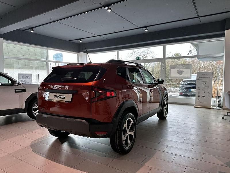 Neu Dacia Duster Journey 155 PS (114 kW) 2026 Braun SUV