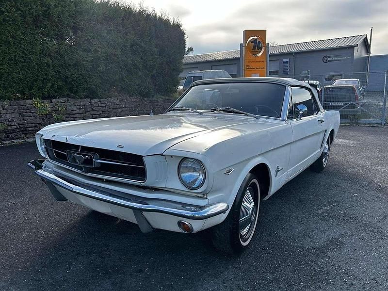 Weiß Gebraucht 1965 Ford Mustang Cabrio | 13.800 € - Bild 1/4