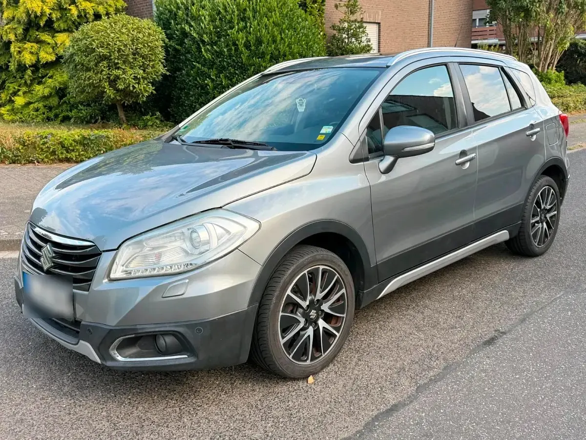Gebraucht Suzuki SX4 S-Cross 122 PS (89 kW) 2015 Grau SUV