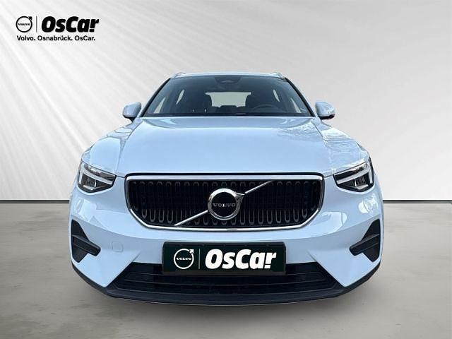 Gebraucht Volvo XC40 Core 163 PS (119 kW) 2024 Blau SUV
