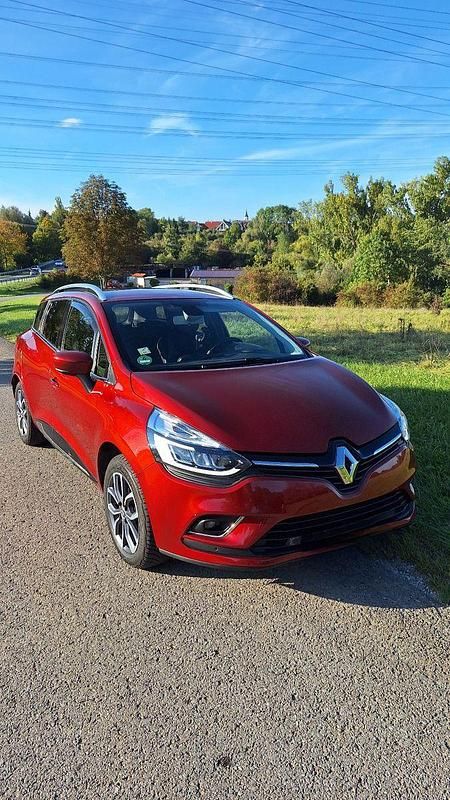Rot Gebraucht 2017 Renault Clio IV Intens Kleinwagen | 7.000 € (Guter Preis) - Bild 1/4