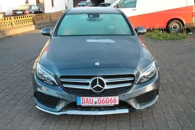 Gebraucht Mercedes C200 AMG line 177 PS (130 kW) 2016 Grau Limousine